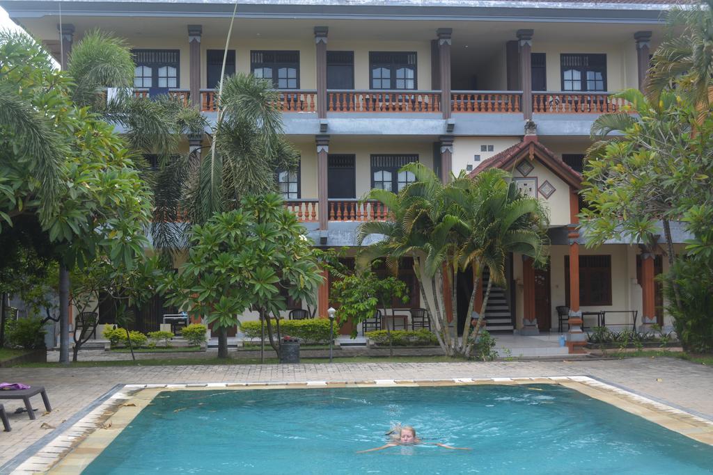 Beneyasa Beach Inn I Kuta  Exterior photo