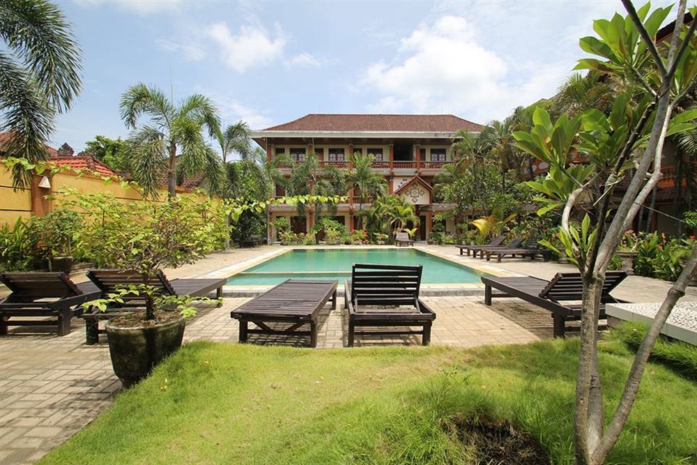 Beneyasa Beach Inn I Kuta  Exterior photo