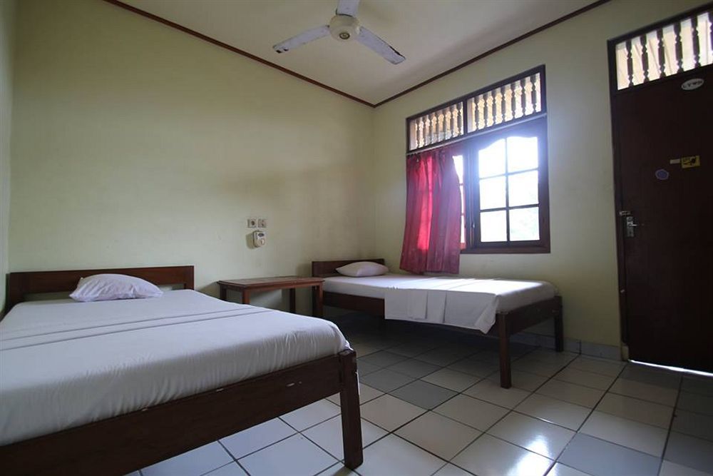 Beneyasa Beach Inn I Kuta  Exterior photo