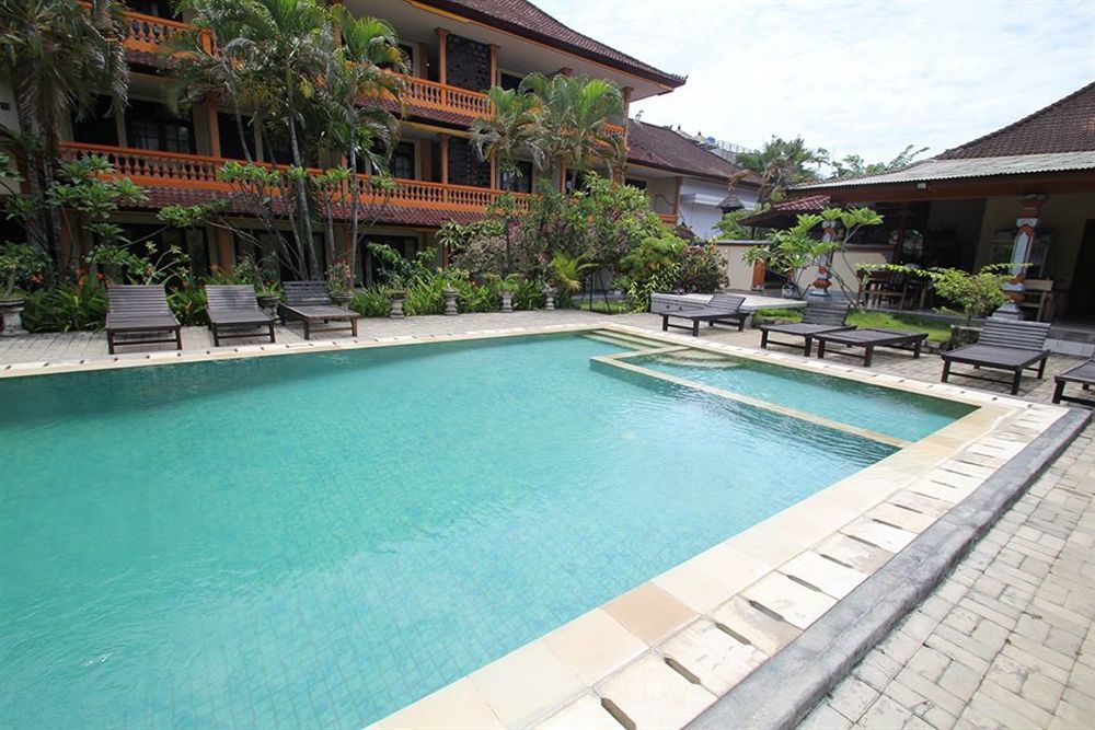 Beneyasa Beach Inn I Kuta  Exterior photo